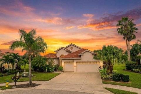 Villa ou maison à North Port, Floride 4 chambres, 251.86 m2 № 2408430