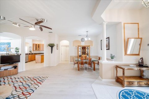 Villa ou maison à vendre à North Port, Floride: 4 chambres, 251.86 m2 № 2408430 - photo 23