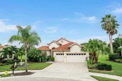 Villa ou maison à vendre à North Port, Floride: 4 chambres, 251.86 m2 № 2408430 - photo 8