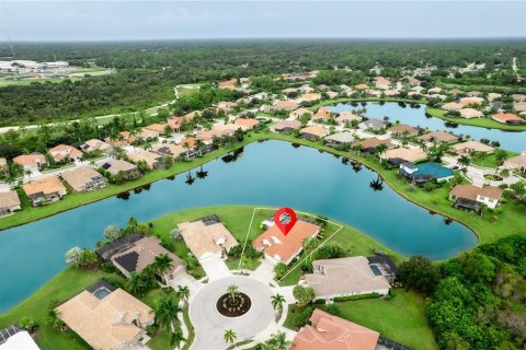 Villa ou maison à vendre à North Port, Floride: 4 chambres, 251.86 m2 № 2408430 - photo 4
