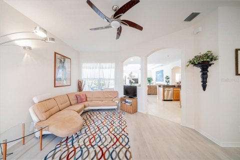 Villa ou maison à vendre à North Port, Floride: 4 chambres, 251.86 m2 № 2408430 - photo 28