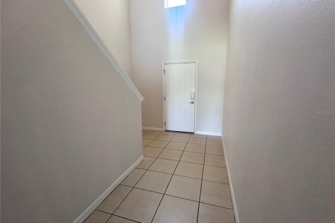 Casa en alquiler en Kissimmee, Florida, 5 dormitorios, 266.44 m2 № 1902363 - foto 2