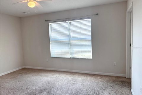 Casa en alquiler en Kissimmee, Florida, 5 dormitorios, 266.44 m2 № 1902363 - foto 5