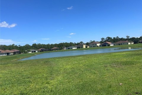 Casa en alquiler en Kissimmee, Florida, 5 dormitorios, 266.44 m2 № 1902363 - foto 19