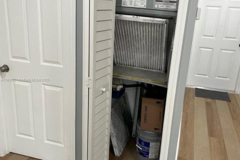 Copropriété à vendre à Opa-locka, Floride: 2 chambres, 74.32 m2 № 2021530 - photo 10