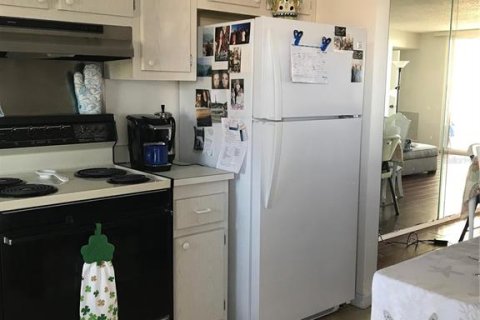 Copropriété à louer à Dunedin, Floride: 2 chambres, 90.58 m2 № 2098212 - photo 3