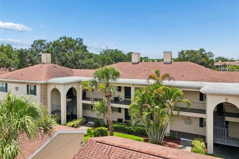 Condo in Tampa, Florida, 2 bedrooms № 2097042 - photo 30