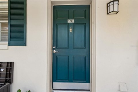 Condo in Tampa, Florida, 2 bedrooms № 2097042 - photo 2