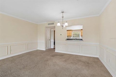 Condo in Tampa, Florida, 2 bedrooms № 2097042 - photo 9
