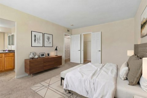 Condo in Tampa, Florida, 2 bedrooms № 2097042 - photo 20