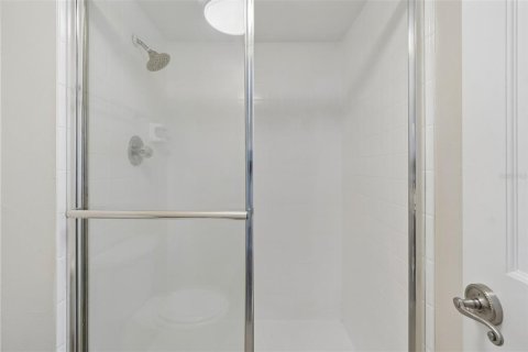 Condo in Tampa, Florida, 2 bedrooms № 2097042 - photo 22