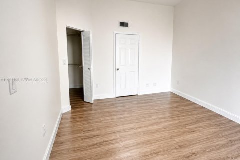 Condominio en alquiler en Fort Lauderdale, Florida, 2 dormitorios, 79.71 m2 № 2180598 - foto 7