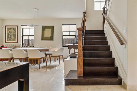 Villa ou maison à vendre à Doral, Floride: 5 chambres, 286.51 m2 № 2034510 - photo 26