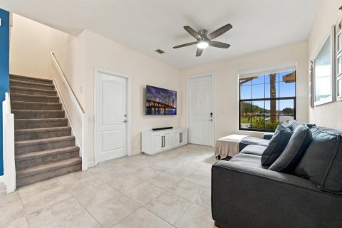 Touwnhouse à vendre à Vero Beach, Floride: 3 chambres, 152.45 m2 № 2414649 - photo 5