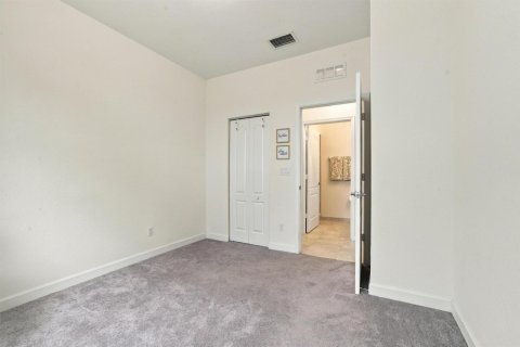 Touwnhouse à vendre à Vero Beach, Floride: 3 chambres, 152.45 m2 № 2414649 - photo 21