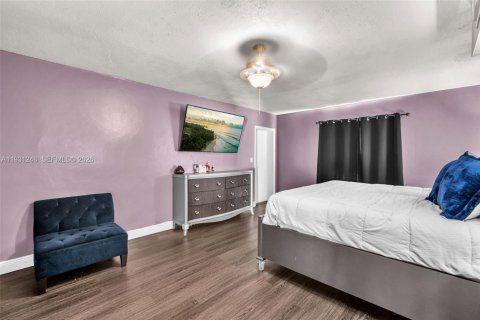 Villa ou maison à vendre à Tamarac, Floride: 3 chambres, 219.81 m2 № 2172644 - photo 22