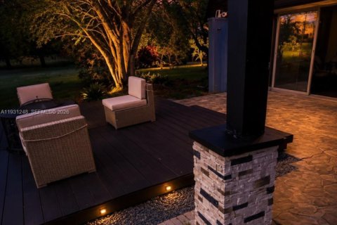 Villa ou maison à vendre à Tamarac, Floride: 3 chambres, 219.81 m2 № 2172644 - photo 5