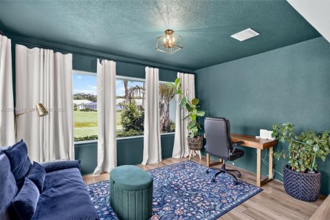 House in Palm City, Florida 2 bedrooms, 141.68 sq.m. № 2332492 - photo 22