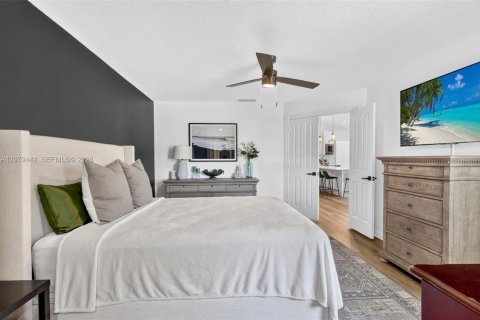 House in Palm City, Florida 2 bedrooms, 141.68 sq.m. № 2332492 - photo 27