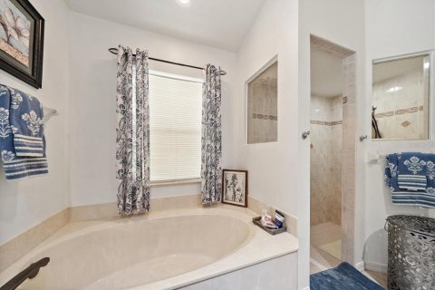 House in North Port, Florida 3 bedrooms, 183.85 sq.m. № 2098163 - photo 28