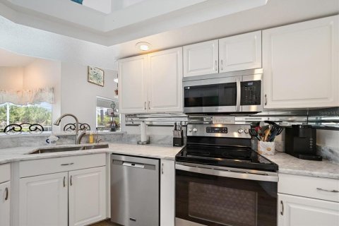 House in North Port, Florida 3 bedrooms, 183.85 sq.m. № 2098163 - photo 8