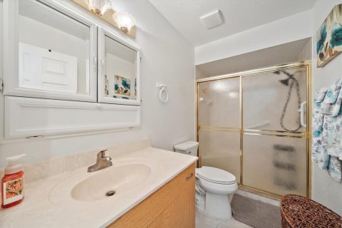 House in North Port, Florida 3 bedrooms, 183.85 sq.m. № 2098163 - photo 18