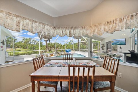 House in North Port, Florida 3 bedrooms, 183.85 sq.m. № 2098163 - photo 6