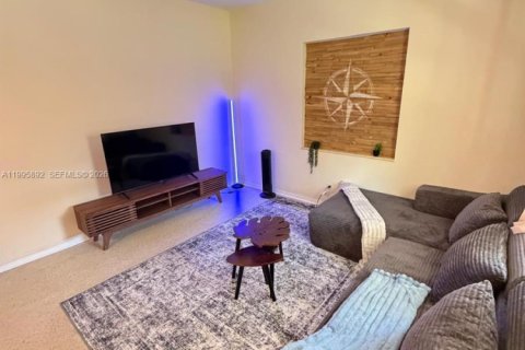 Apartment in Fort Lauderdale, Florida 1 bedroom № 2064449 - photo 2