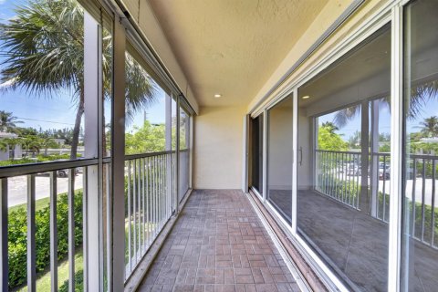 Touwnhouse à vendre à Deerfield Beach, Floride: 3 chambres, 200.11 m2 № 2246626 - photo 23