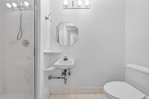 Touwnhouse à vendre à Deerfield Beach, Floride: 3 chambres, 200.11 m2 № 2246626 - photo 10