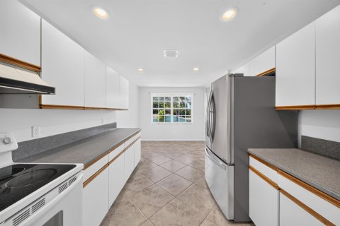 Touwnhouse à vendre à Deerfield Beach, Floride: 3 chambres, 200.11 m2 № 2246626 - photo 14