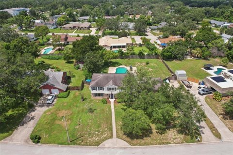 Casa en venta en Brandon, Florida, 5 dormitorios, 264.49 m2 № 1898491 - foto 4