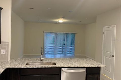 Touwnhouse à louer à Kissimmee, Floride: 3 chambres, 157.84 m2 № 2219101 - photo 4