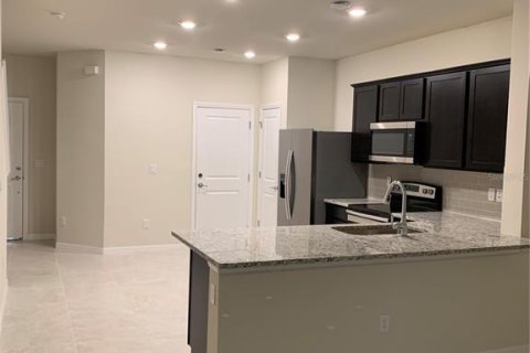 Touwnhouse à louer à Kissimmee, Floride: 3 chambres, 157.84 m2 № 2219101 - photo 3