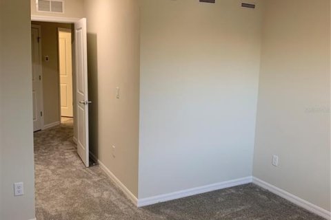 Touwnhouse à louer à Kissimmee, Floride: 3 chambres, 157.84 m2 № 2219101 - photo 12