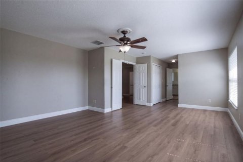 Casa en venta en Orlando, Florida, 4 dormitorios, 197.79 m2 № 2419823 - foto 29