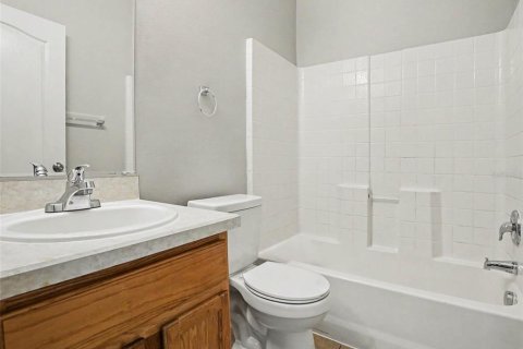 Villa ou maison à vendre à Orlando, Floride: 4 chambres, 136.57 m2 № 2395666 - photo 18