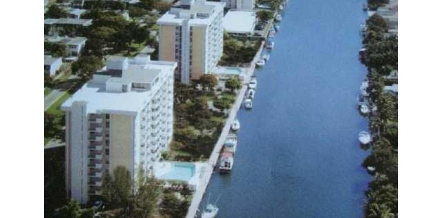 Condo à North Miami, Floride, 1 chambre № 1208628
