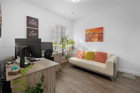 Touwnhouse à vendre à Cutler Bay, Floride: 3 chambres, 120.31 m2 № 2082859 - photo 10