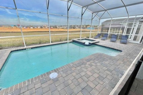 House in Kissimmee, Florida 6 bedrooms, 357.67 sq.m. № 1823711 - photo 14
