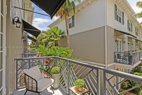 Adosado en venta en Wilton Manors, Florida, 3 dormitorios, 174.66 m2 № 1998545 - foto 7