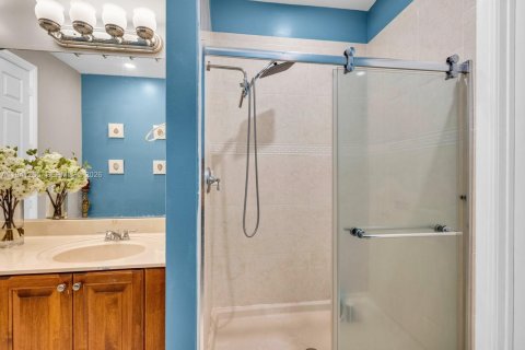 Adosado en venta en Wilton Manors, Florida, 3 dormitorios, 174.66 m2 № 1998545 - foto 10