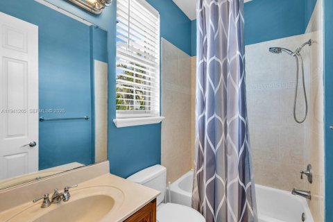 Adosado en venta en Wilton Manors, Florida, 3 dormitorios, 174.66 m2 № 1998545 - foto 9