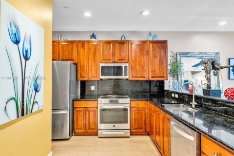 Adosado en venta en Wilton Manors, Florida, 3 dormitorios, 174.66 m2 № 1998545 - foto 3