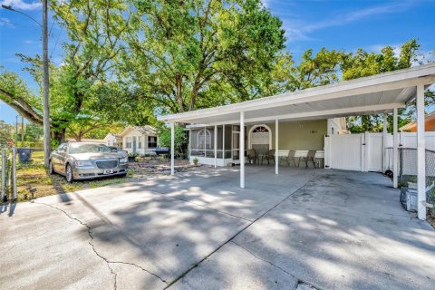 House in Tampa, Florida 3 bedrooms, 106.37 sq.m. № 1721913 - photo 3