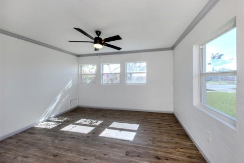 Casa en venta en North Port, Florida, 3 dormitorios, 109.9 m2 № 1743226 - foto 8
