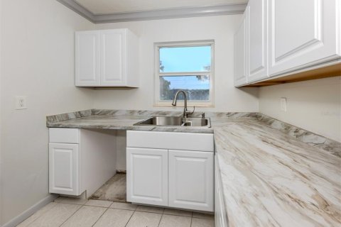 Casa en venta en North Port, Florida, 3 dormitorios, 109.9 m2 № 1743226 - foto 3