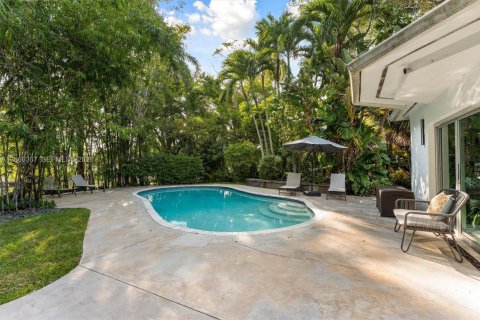 Casa en venta en Biscayne Park, Florida, 3 dormitorios, 181.81 m2 № 2288858 - foto 25