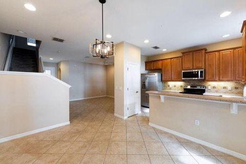Adosado en alquiler en Orlando, Florida, 3 dormitorios, 146.6 m2 № 1884545 - foto 4