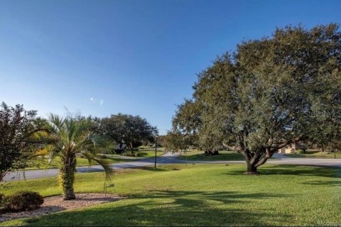 House in Homosassa, Florida 4 bedrooms, 246.28 sq.m. № 2213201 - photo 27